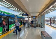 Presentan ante consulados de México y EU el proyecto del Tren Elevado; buscan revolucionar el cruce fronterizo