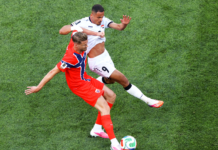 Haaland lidera goleada de Noruega en su regreso mundialista