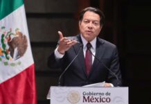 SEP ordena cierre de escuelas militarizadas en México